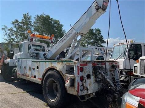2003 Mack Rd688p 30 Ton Wrecker Ready For Work Cars And Trucks By