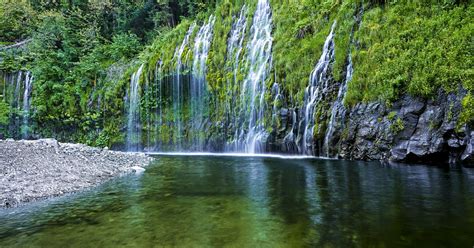 Horsetail falls if you've ever taken highway 50 to south lake tahoe, then chances are you've seen a magnificent crashing waterfall to the north just as you're approaching twin bridges. Hike to Mossbrae Falls, Lake Tahoe