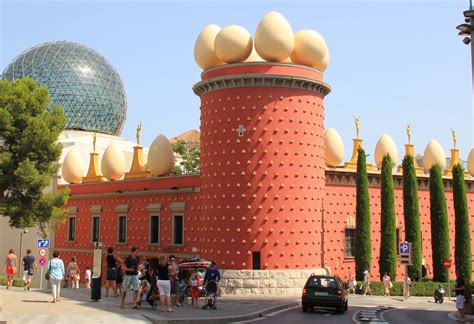 Que Faut Il Savoir à Propos Du Théâtre Musée Dalí Guide Site