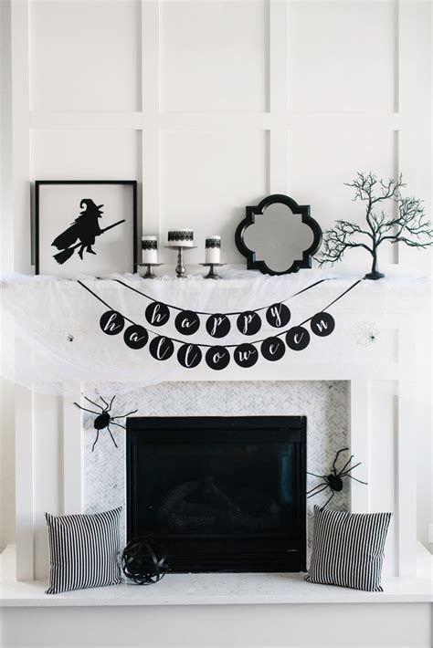 20 Halloween Mantel Decorating Ideas My Mommy Style