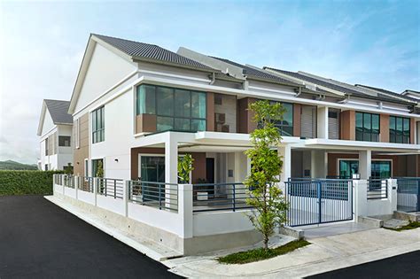 Prior to the impending development, the batu kawan area is a sleepy fishing hamlet most famous for its seafood. 360vr | Bukit Banyan