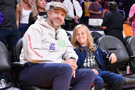 Jason Sudeikis With 9 Year Old Son Otis At Basketball Game