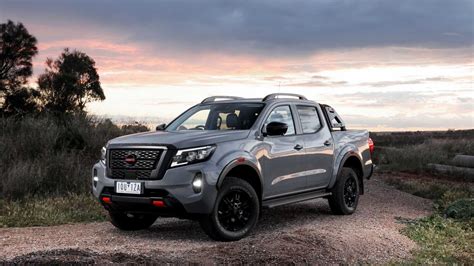 Nissan Frontier 2019 Nissan Frontier Soldiers On Priced At 18990