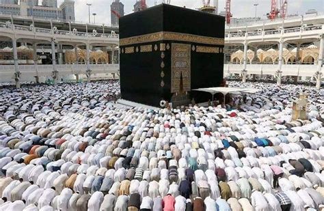 Pokok pembinaan pendidikan islam di kota makkah adalah pendidikan tauhid. Orang Amerika Takjub Dengan Keajaiban Sholat di Masjidil Haram