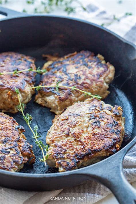 With just a few simple ingredients you can these whole30 chicken and apple sausages couldn't be easier to make. Easy Chicken Apple Breakfast Sausage | Randa Nutrition