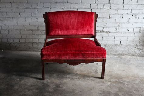 Red Velvet Victorian Antique Settee Chair