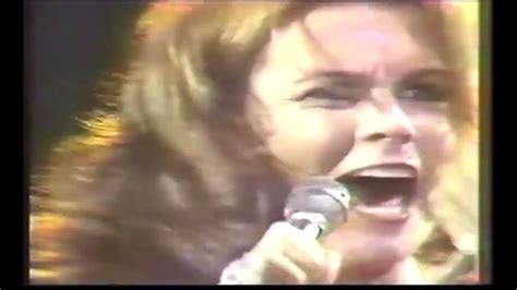 Ann Margret And Tina Turner Proud Mary Youtube