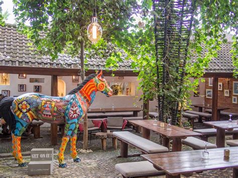 9 Delicious Vegan and Vegetarian Restaurants in Ubud, Bali | Vegetarian