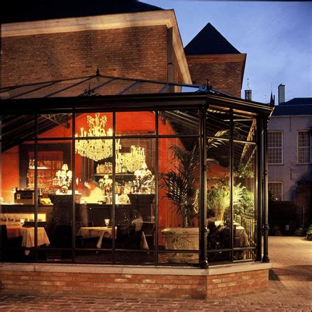 L'auvent aluminium pour terrasse s'adapte totalement à votre mode de vie et vous offre un coin. Life in Little Luxembourg: In Bruges