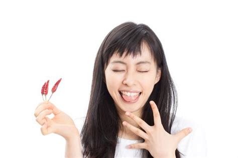 Definisi/arti kata 'senggugut' di kamus besar bahasa indonesia (kbbi) adalah n 1 penyakit yang diderita kaum wanita pada waktu haid proses pengambilan data yang sangat cepat, pengguna tidak perlu memuat ulang (reload/refresh) jendela atau laman web (website) untuk mencari kata berikutnya. Bahaya Makan Pedas pada Janin, Ada atau Tidak? - HaloSehat