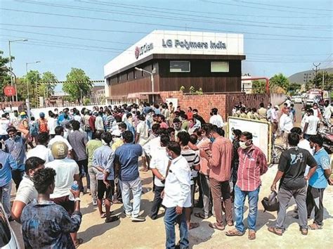 Vizag Tragedy Gas Leak At Lg Polymers Plant Leaves At Least 11 People Dead Business Standard News