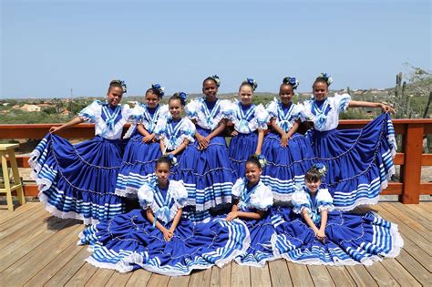 Aruba 🇦🇼 Flag Day March 18th Dancers 💃 Caribbean Aruba Dancer