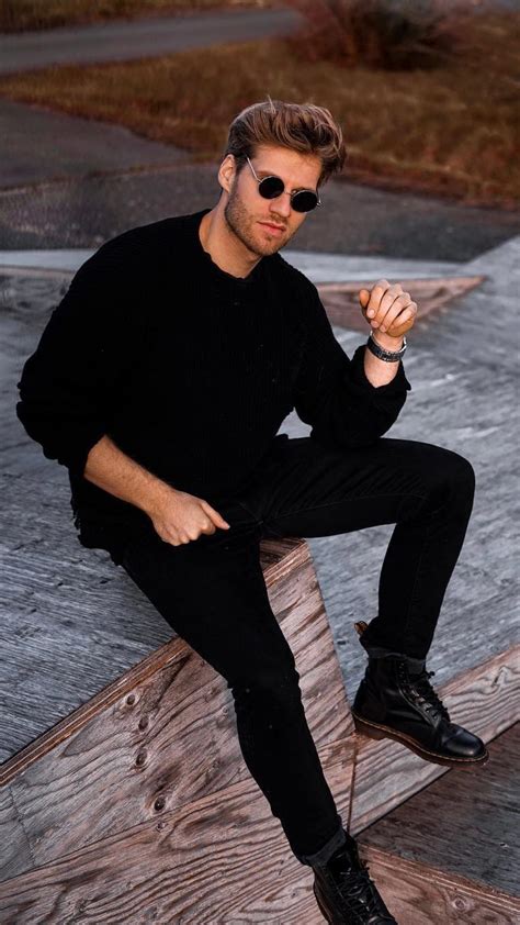 5 All Black Outfits For Men Allblack Outfits Mensfashion Streetstyle
