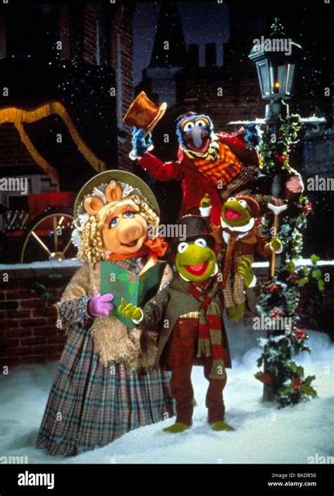 The Muppet Christmas Carol Film Still Hi Res Stock Photography And