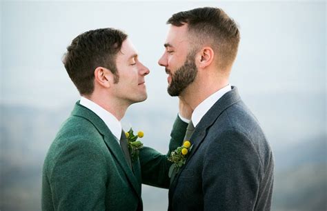 Can You Guess The Average Age Gay Men Get Married At Meaws Gay