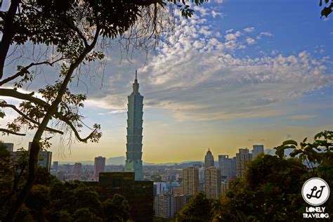 Taipei Elephant Mountain Lonely Travelog