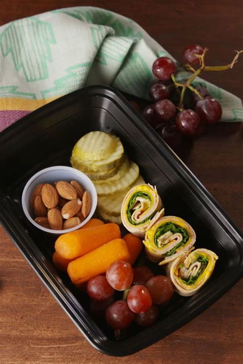 A fresh, speedy couscous recipe for two, topped with pomegranate seeds and roast turkey slices. The 89 Most Delish Easy Lunch Box Recipes | Recipes ...