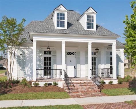 30 Astonishingly Beautiful And Best Front Door Colors Laurel Home