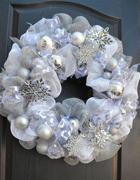 21 Deco Mesh White Snowflake Wreath 52 Christmas Wreaths To