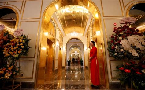 The world's first gold-plated hotel in Vietnam | Vietnam Travel