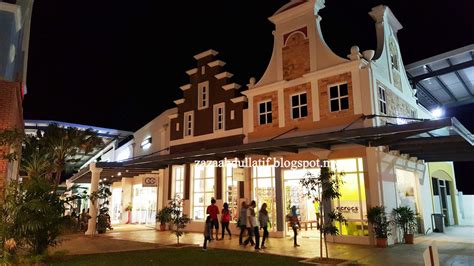 And to make it more exciting, me and 40 other bloggers were to compete and take the 'style on a shoe string' challenge. Zaza Abdul Latif: MPO atau Freeport A'Famosa Outlet, Melaka