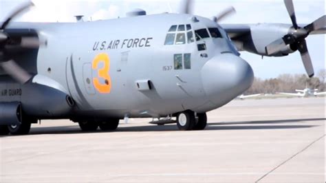 Lockheed C 130 Hercules Cargo Plane Youtube