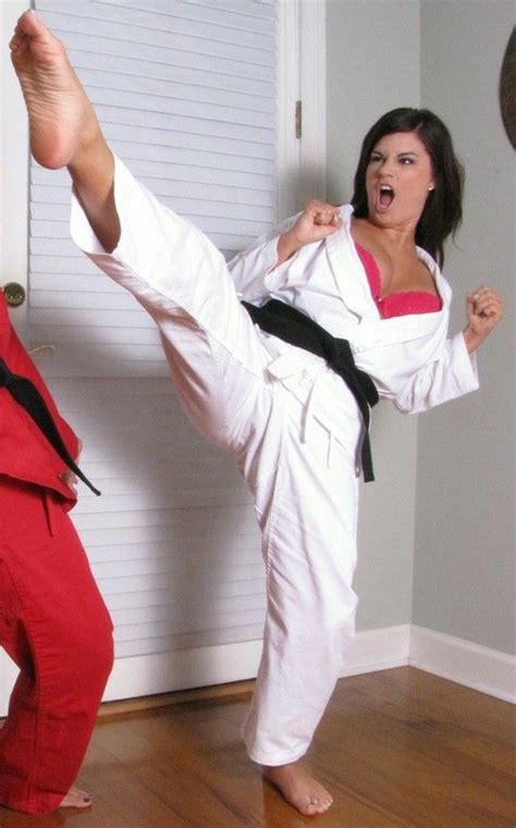 Pin By Karate Girls Feet On Karate Girls Feet Martial Arts Women