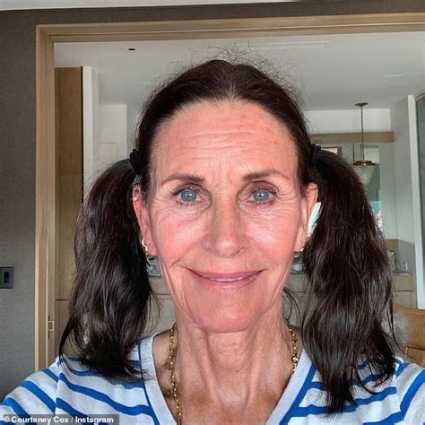 Courteney Cox Puts Faceapp To The Test In Hilarious New Photo Featuring