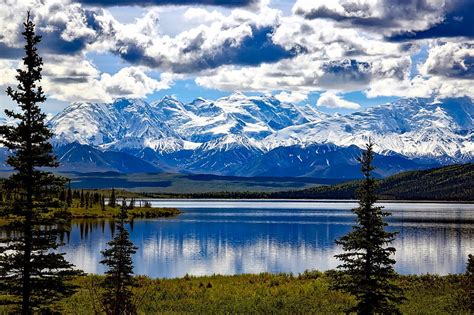 Parque Nacional Denali De Alaska Montañas Cielo Nubes Alaska Lagos