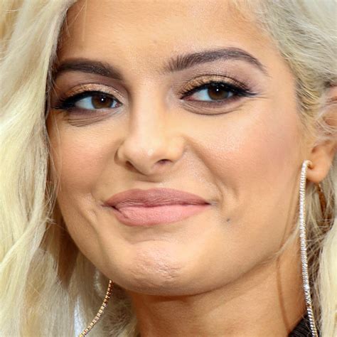 Bebe Rexha Makeup Black Eyeshadow Bronze Eyeshadow Brown Eyeshadow