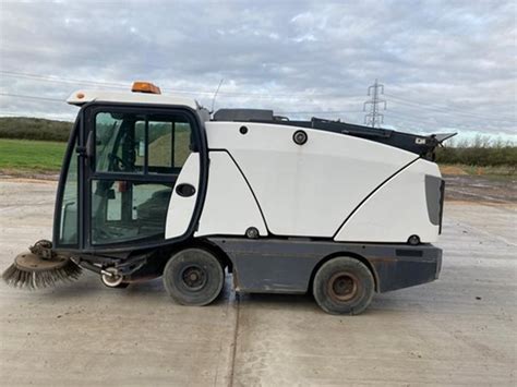 1 Off Used Johnston Model Cx200 Compact Sweeper 2010 Utranazz