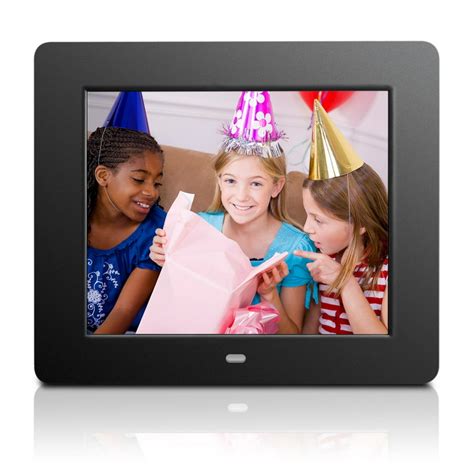 Aluratek 8 Digital Photo Frame With 4gb Built In Memory 800 X 600 Resolution 4 3 Aspect Ratio