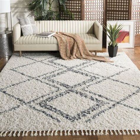 Elegant Decorative Rugs For Bedroom Complete Tips In 2020 Rugs On
