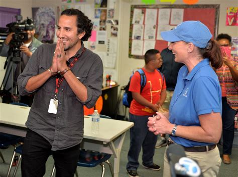Hawthorne High Teacher Surprised With Classroom Makeover Daily Breeze