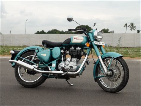 Royal enfield classic military panniers water resistant, wax coated canvas easy to mount and remove requires panniers rails (1750109) sold separately. Royal Enfield Classic 500cc Review, Price, Photos ...