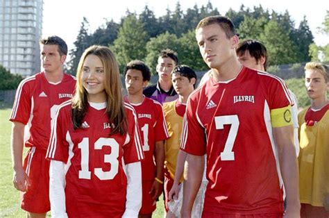 Amanda bynes is a gem for a hollywood teen movie meets the bard's own. Story Reviewer: She's the Man