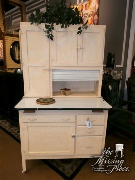 Hoosier cabinet hardware for mcdougall sellers napanee wilson and boone. Hoosier cabinet with original hardware and all the nicks ...