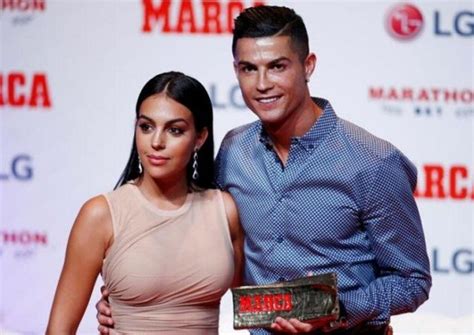 Portugal's pride cristiano ronaldo and his family. Facts About Cristiano Ronaldo's Wife, Children & How He ...