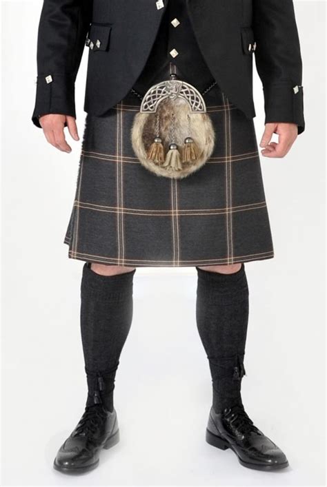Bespoke 8 Yard Wool Kilt With Free Flashes Choose From 100s Of