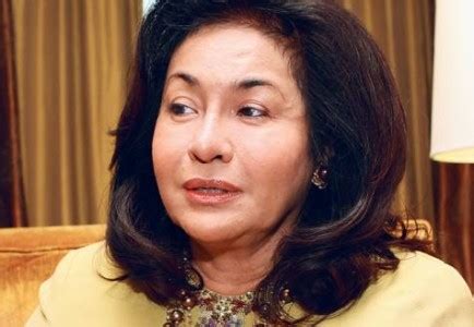 Boleh tahan juga ye rosmah mansor semasa muda, padanlah najib terpikat he he he. Truth Behind Malaysia: SAMM Request MACC to Investigate ...