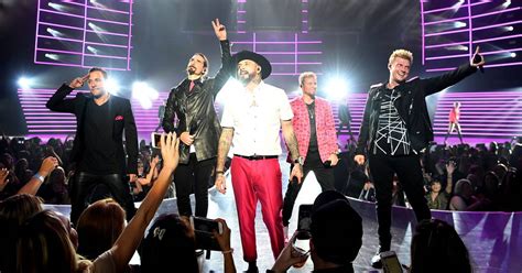 Backstreet Boys Surprise Fans With ‘trelevator Concert