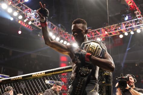 Ufc 271 Israel Adesanya Edges Robert Whittaker In Rematch To Retain Title