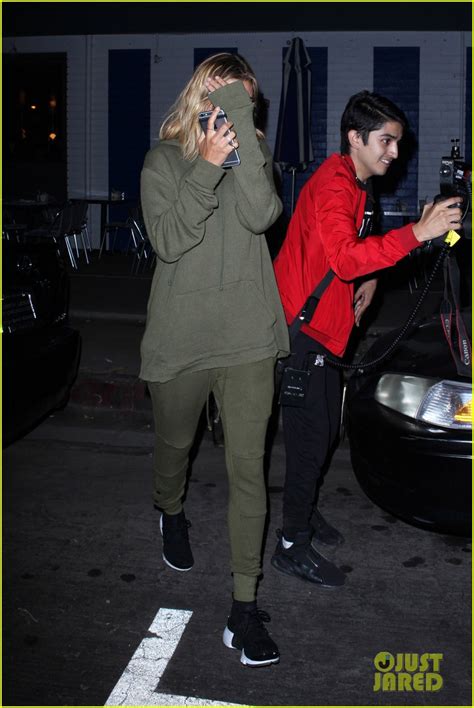 kendall jenner grabs dinner with a ap rocky and hailey baldwin photo 3736714 kendall jenner