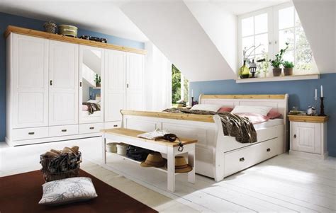Komplettes schlafzimmer online kaufen xxxlutz.de bett, kleiderschrank & mehr top marken wie musterring, hülsta, … landhausstil jetzt.wie pflege ich mein komplettes schlafzimmer? Massivholz Schlafzimmer-Set komplett 180x200 Kiefer massiv ...
