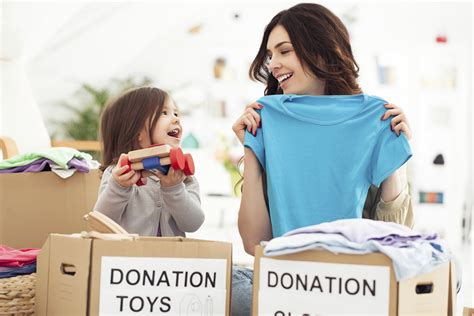 6 Ways To Get Your Kids To Willingly Donate Their Toys Angelibebe