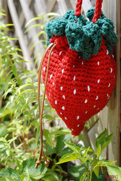 Strawberry Crochet Bag And Purse Ahookamigurumi