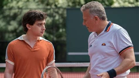 5 Reasons To Catch Up On Amazons Red Oaks Before Watching Season 2 Paste Magazine
