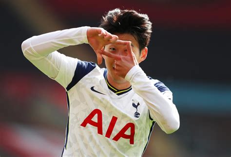 Born 8 july 1992) is a south korean professional footballer who plays as a forward for premier league club tottenham hotspur and. Four-star Son spearheads Spurs rout of Southampton