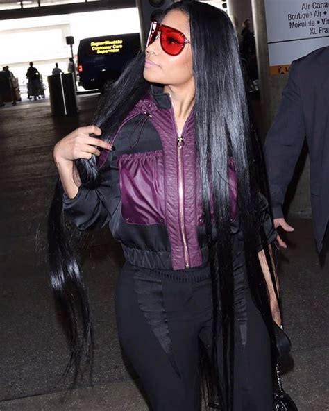 637k Likes 2976 Comments Nicki Minaj Nickiminaj On Instagram “😇 Versace Airport Vibes