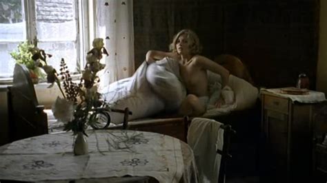 Nude Video Celebs Anna Powierza Nude Zloto Dezerterow 1998